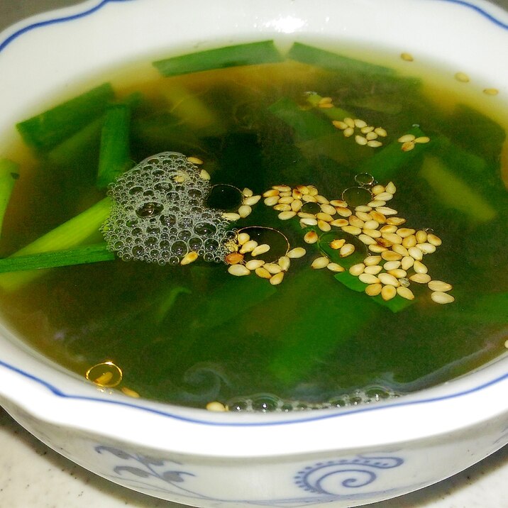 ニラとわかめの韓国風スープ